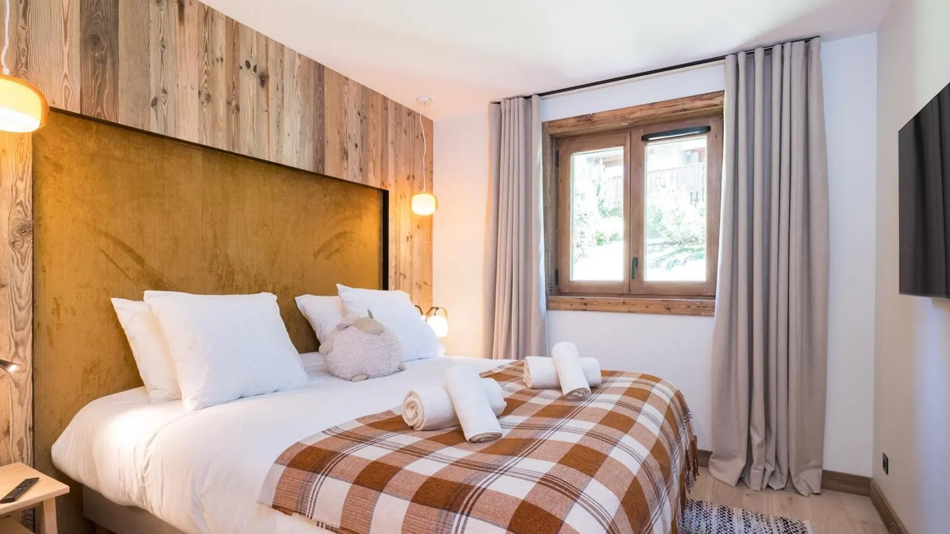 Luxueux Appartement Avec Hammam Proche Des Pistes, Cheminee Et Parking A Meribel - Fr-1-565-103 Les Allues
